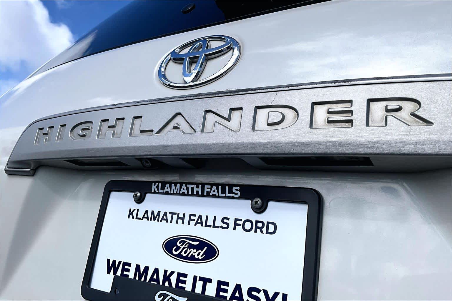 Thumbnail: 2010 Toyota Highlander - 7