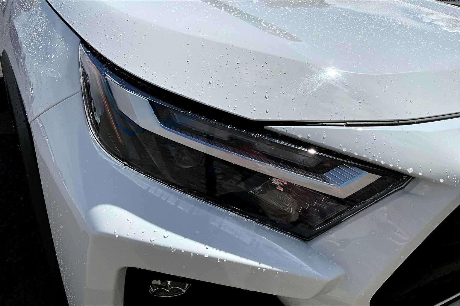2024 Toyota RAV4 Adventure 31