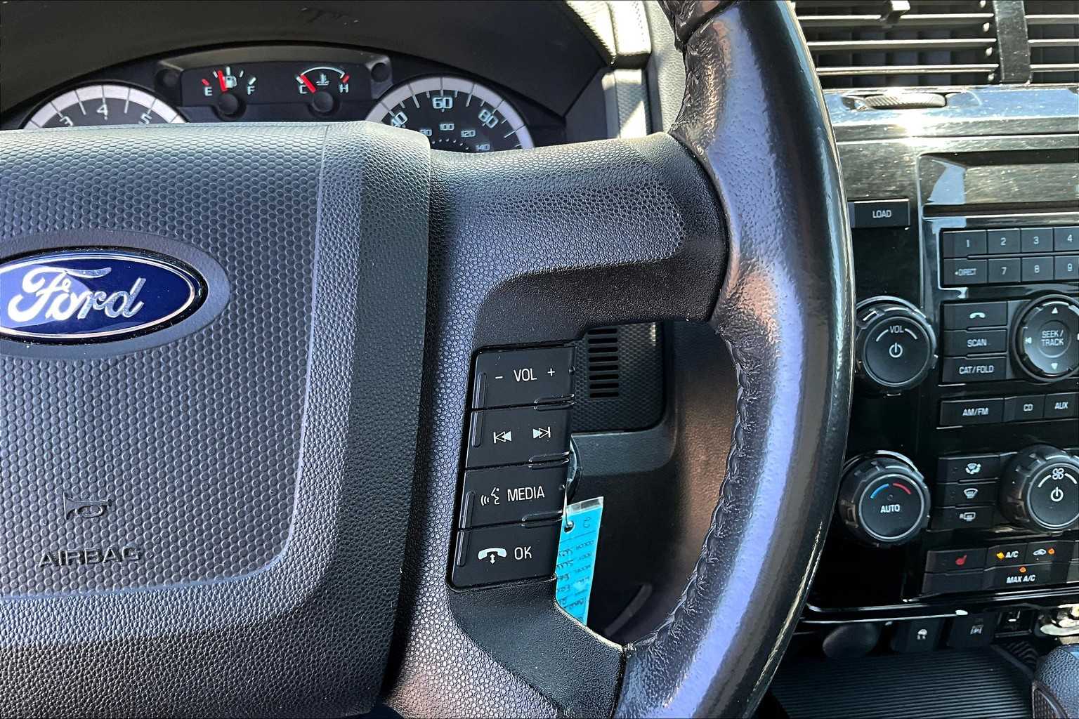Thumbnail: 2010 Ford Escape - 25