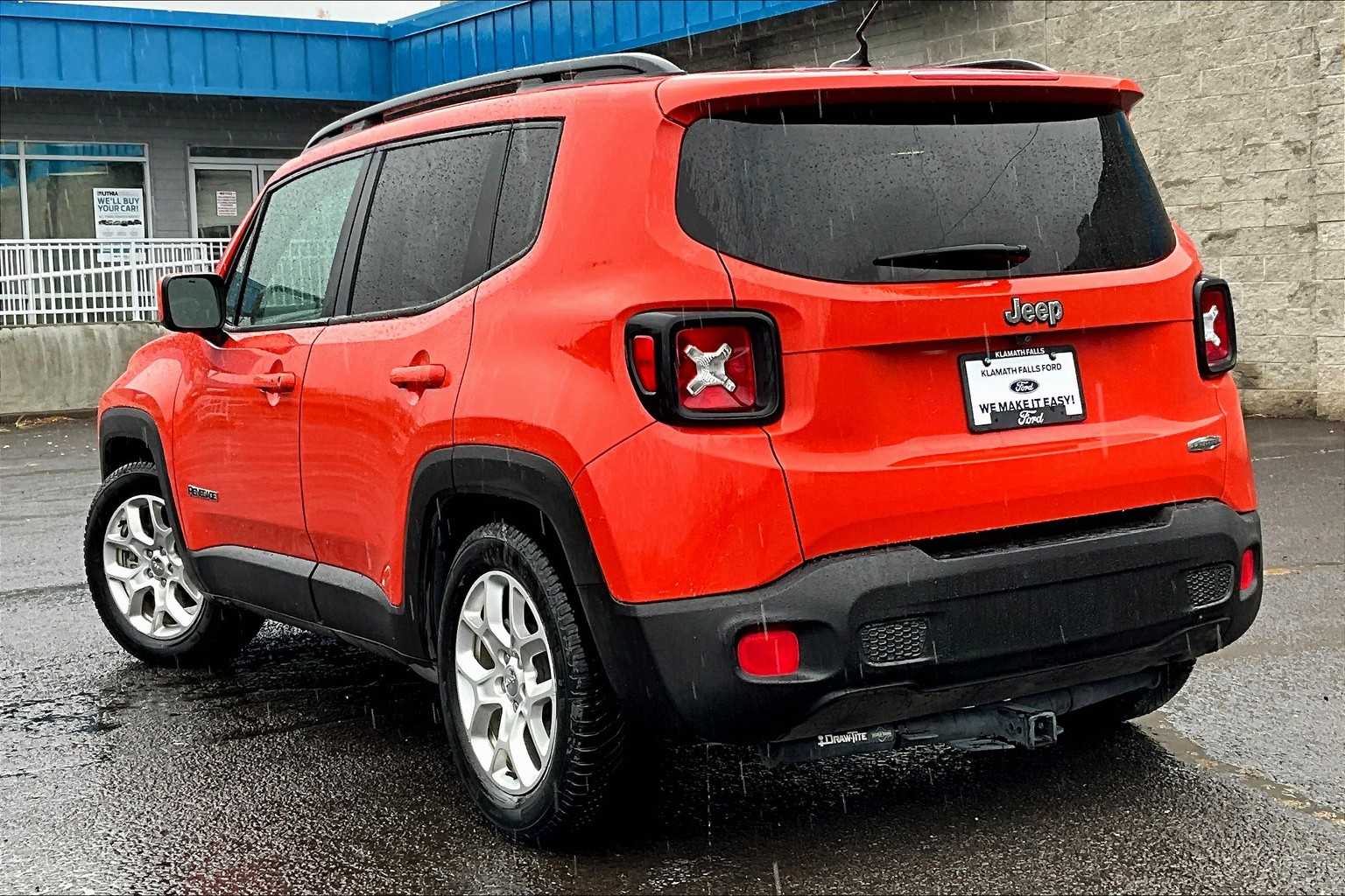 Thumbnail: 2017 Jeep Renegade - 4