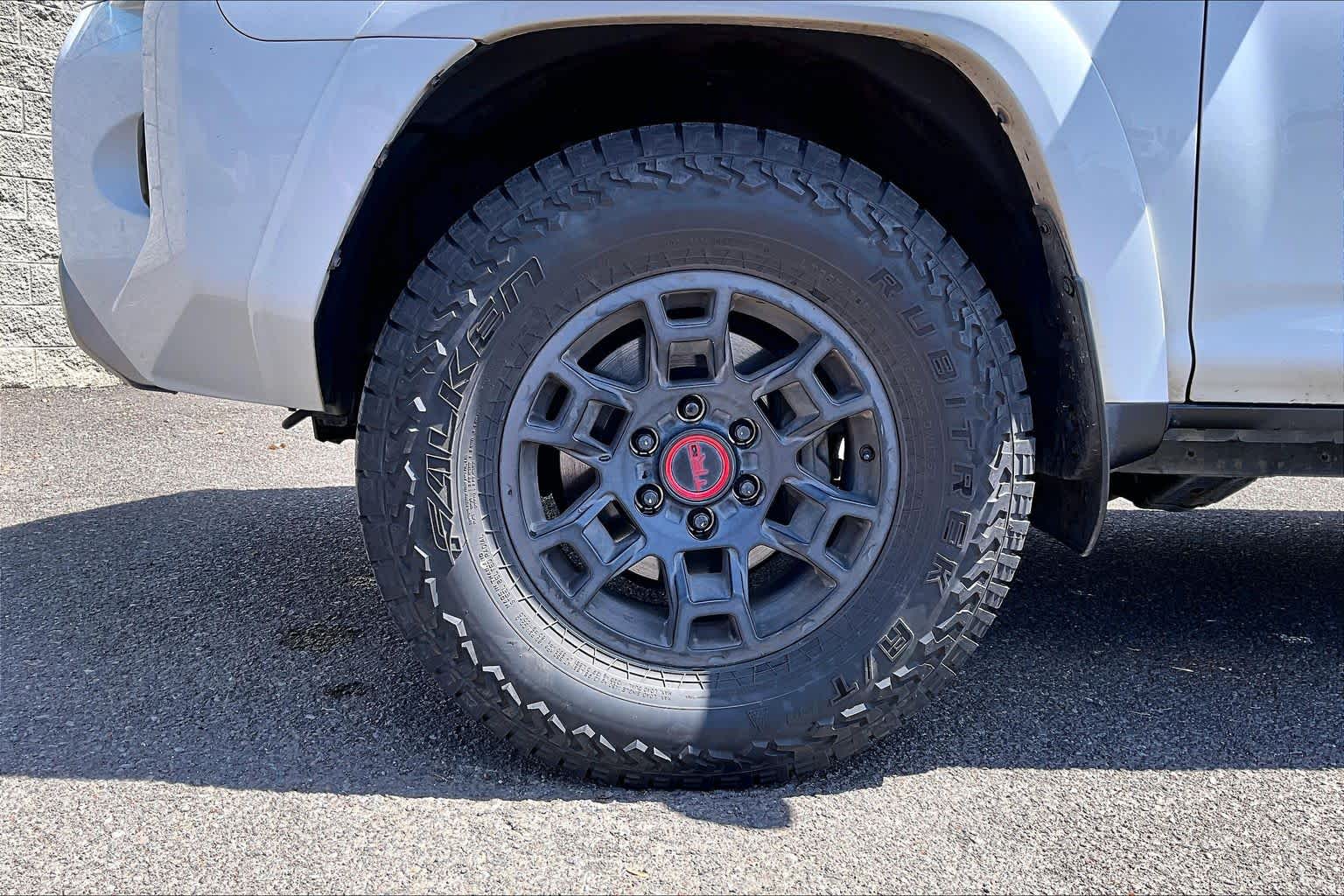 Thumbnail: 2022 Toyota 4Runner - 8