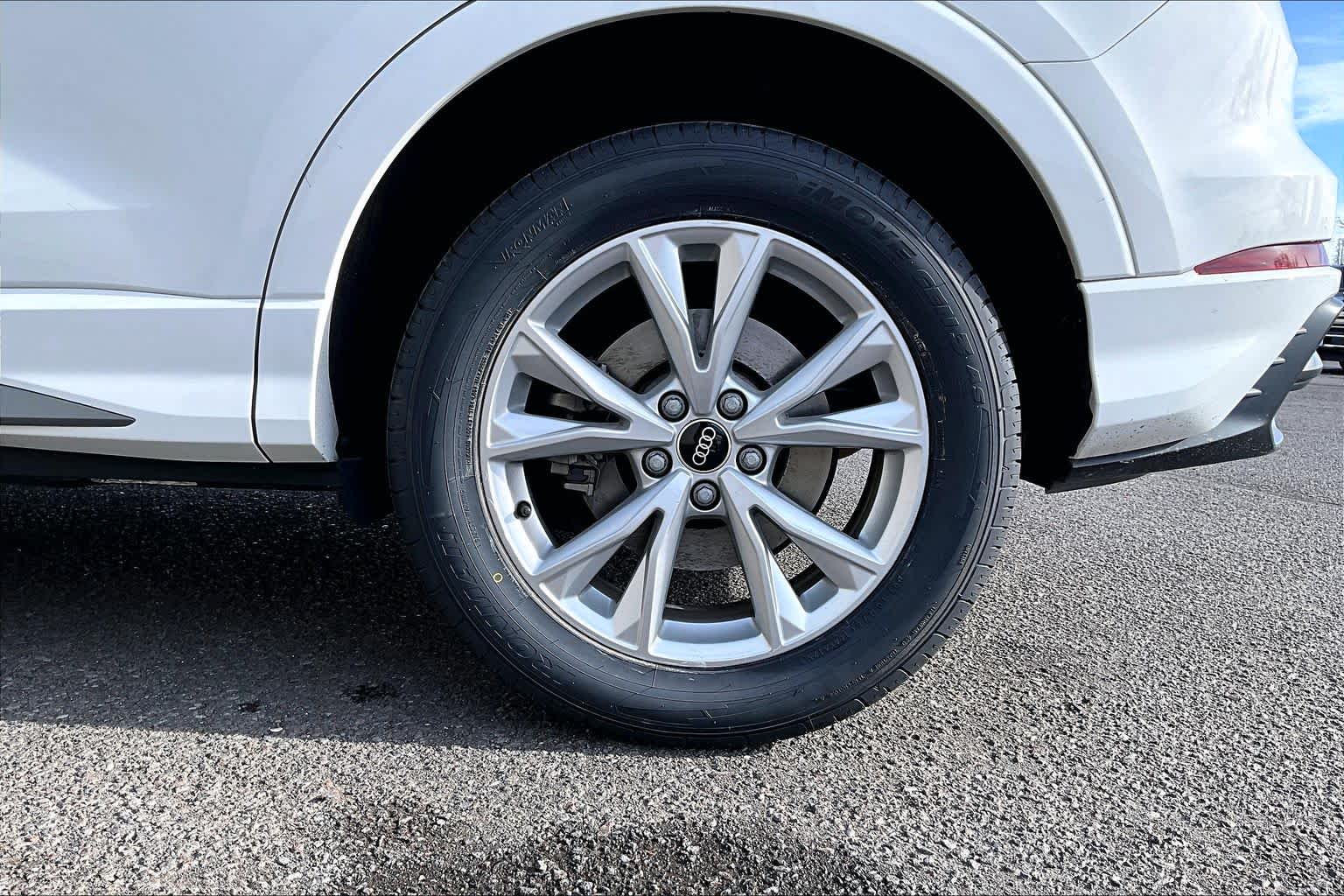 Thumbnail: 2022 Audi Q3 - 35