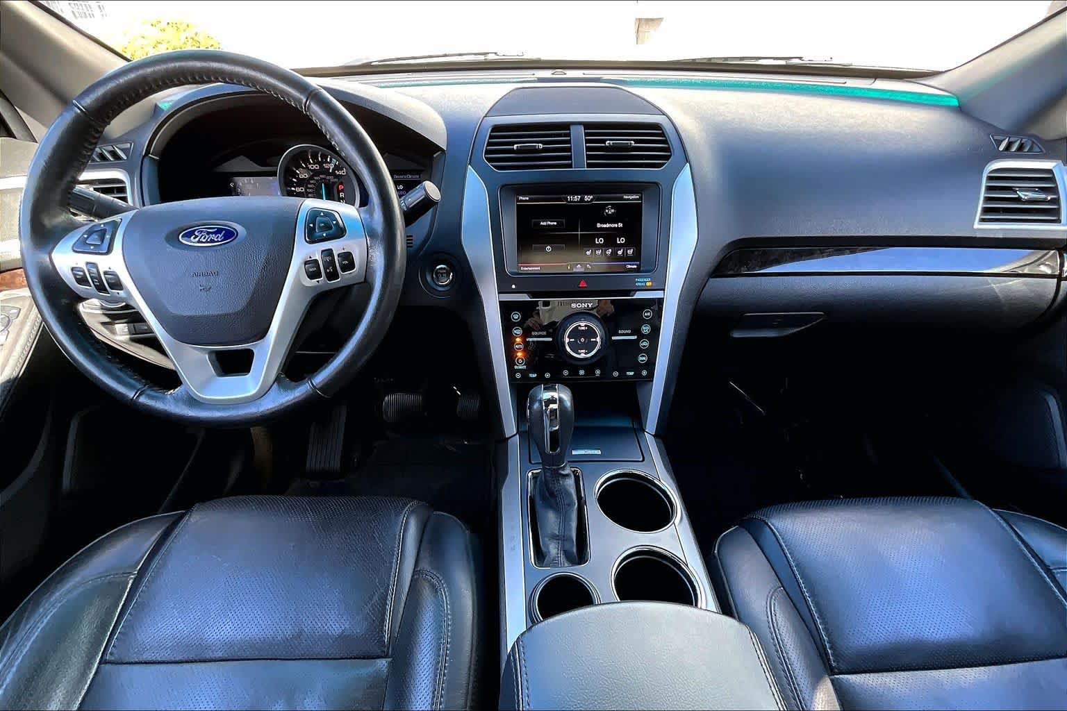 Thumbnail: 2013 Ford Explorer - 10