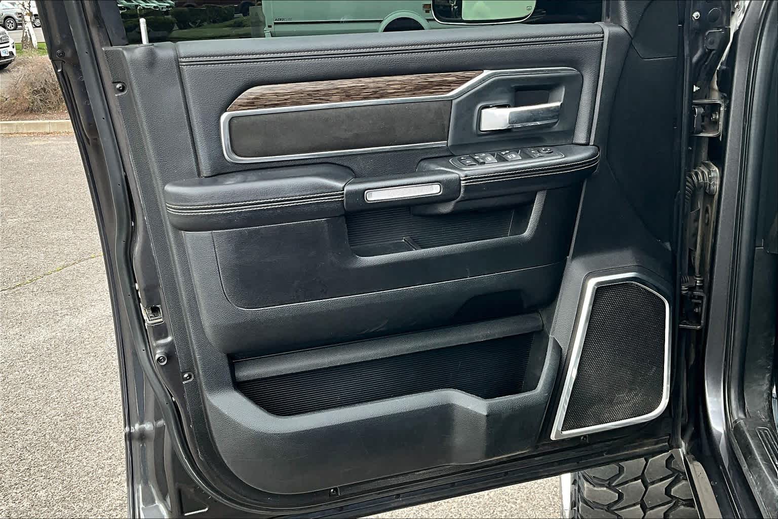 2019 RAM 2500 Laramie 26