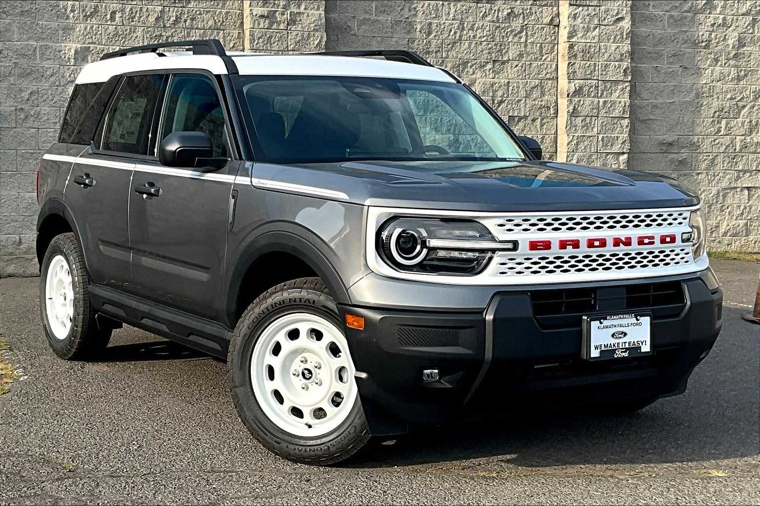 Thumbnail: 2025 Ford Bronco Sport - 21