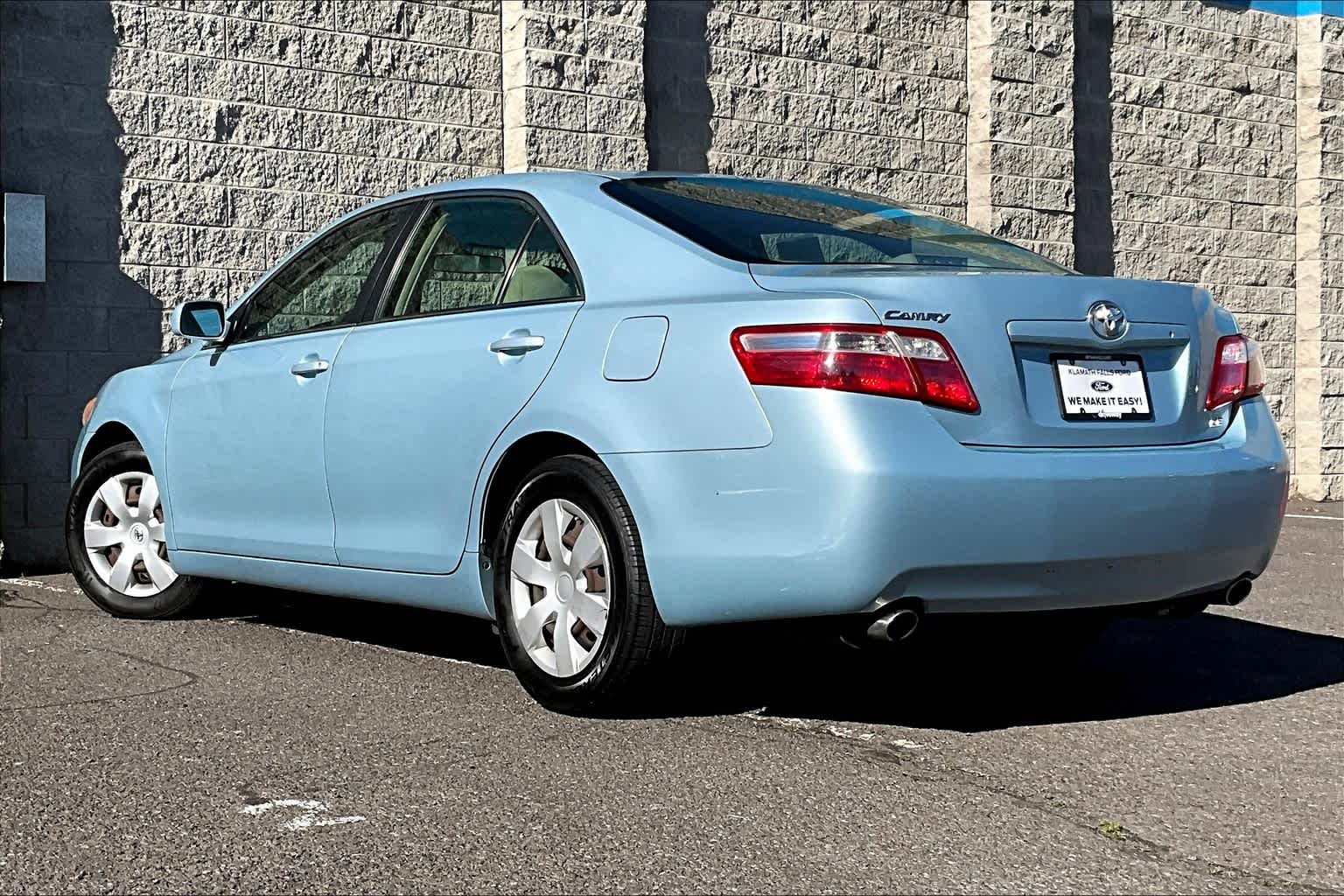 2007 Toyota Camry LE 4