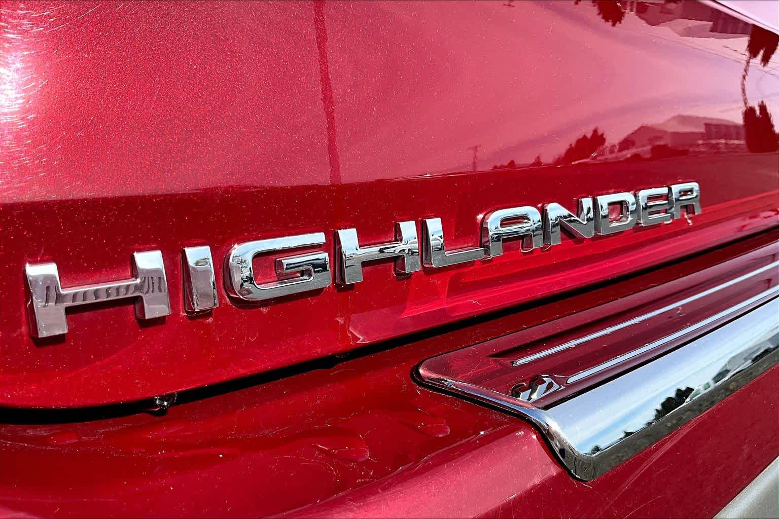 Thumbnail: 2021 Toyota Highlander - 7