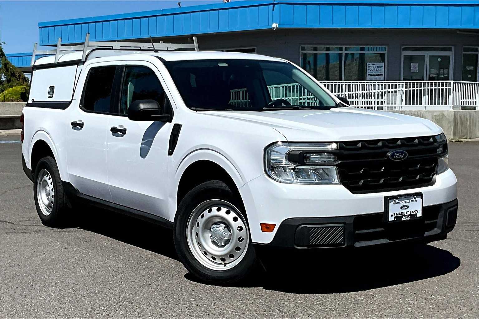 Thumbnail: 2022 Ford Maverick - 21