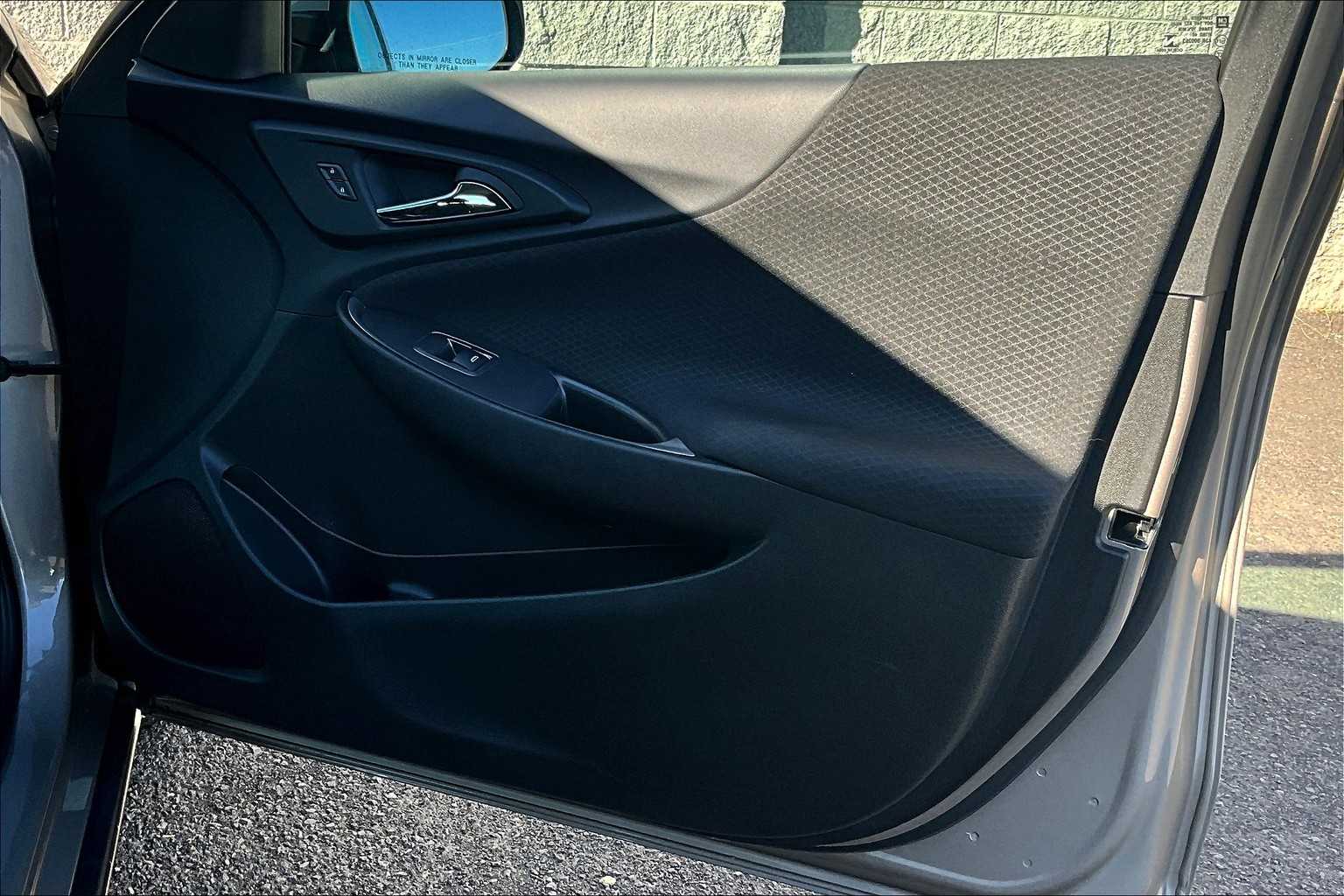 Thumbnail: 2023 Chevrolet Malibu - 28