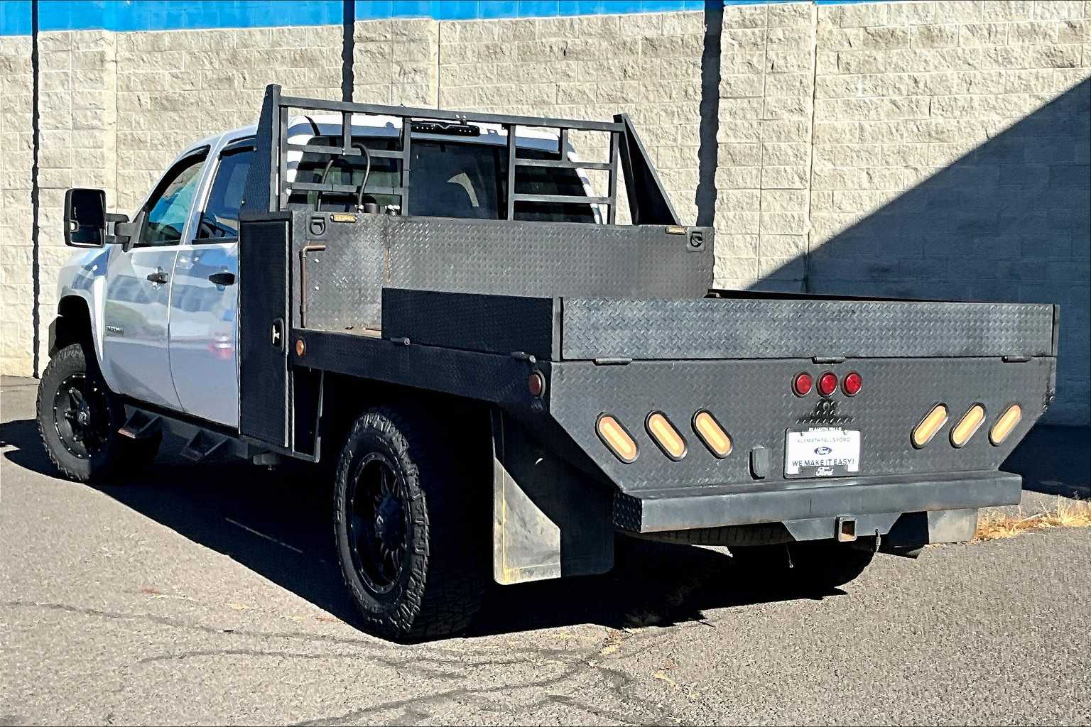 Thumbnail: 2010 Chevrolet Silverado 3500 - 4