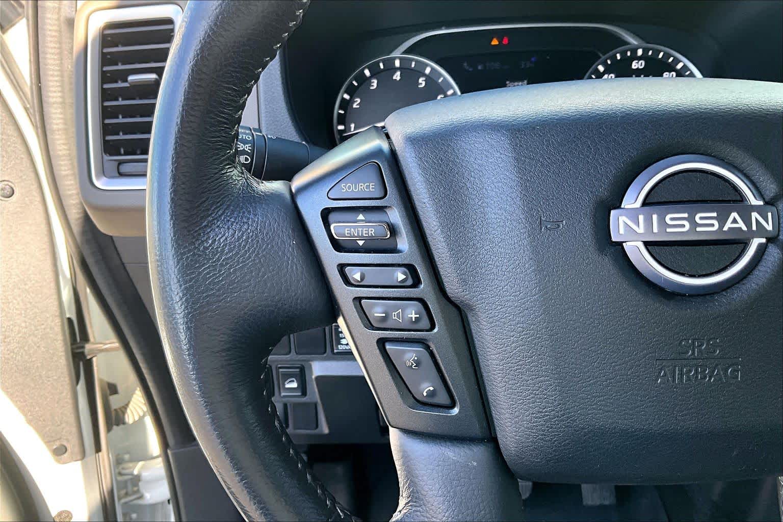 Thumbnail: 2022 Nissan Frontier - 24