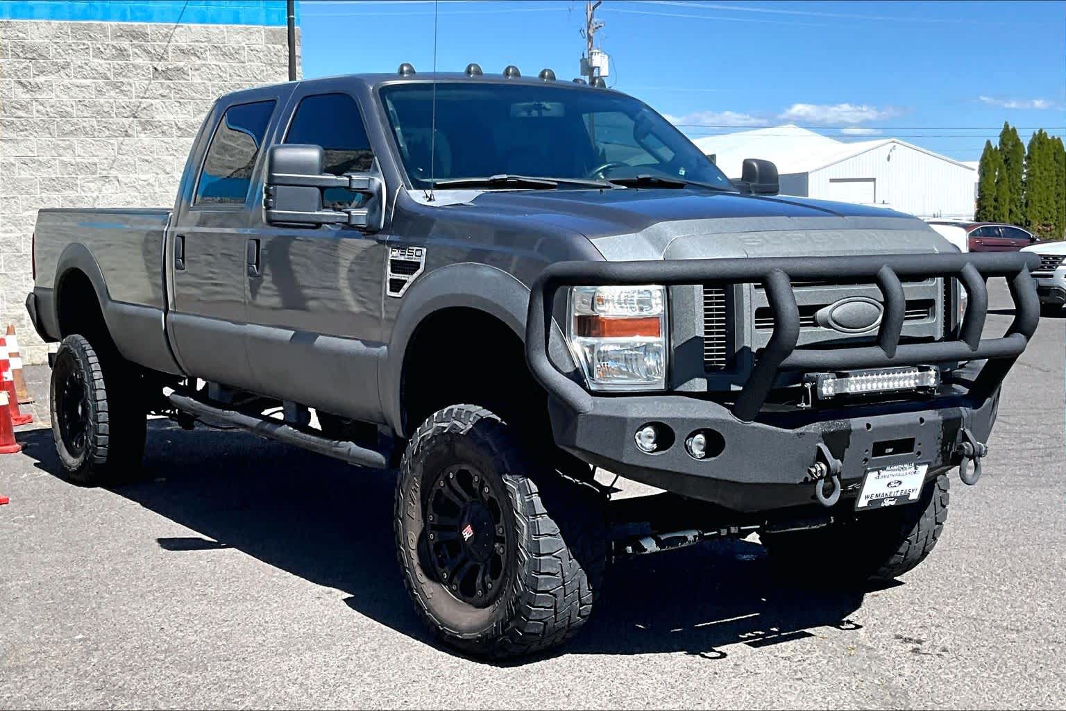 Thumbnail: 2009 Ford F-350 - 21