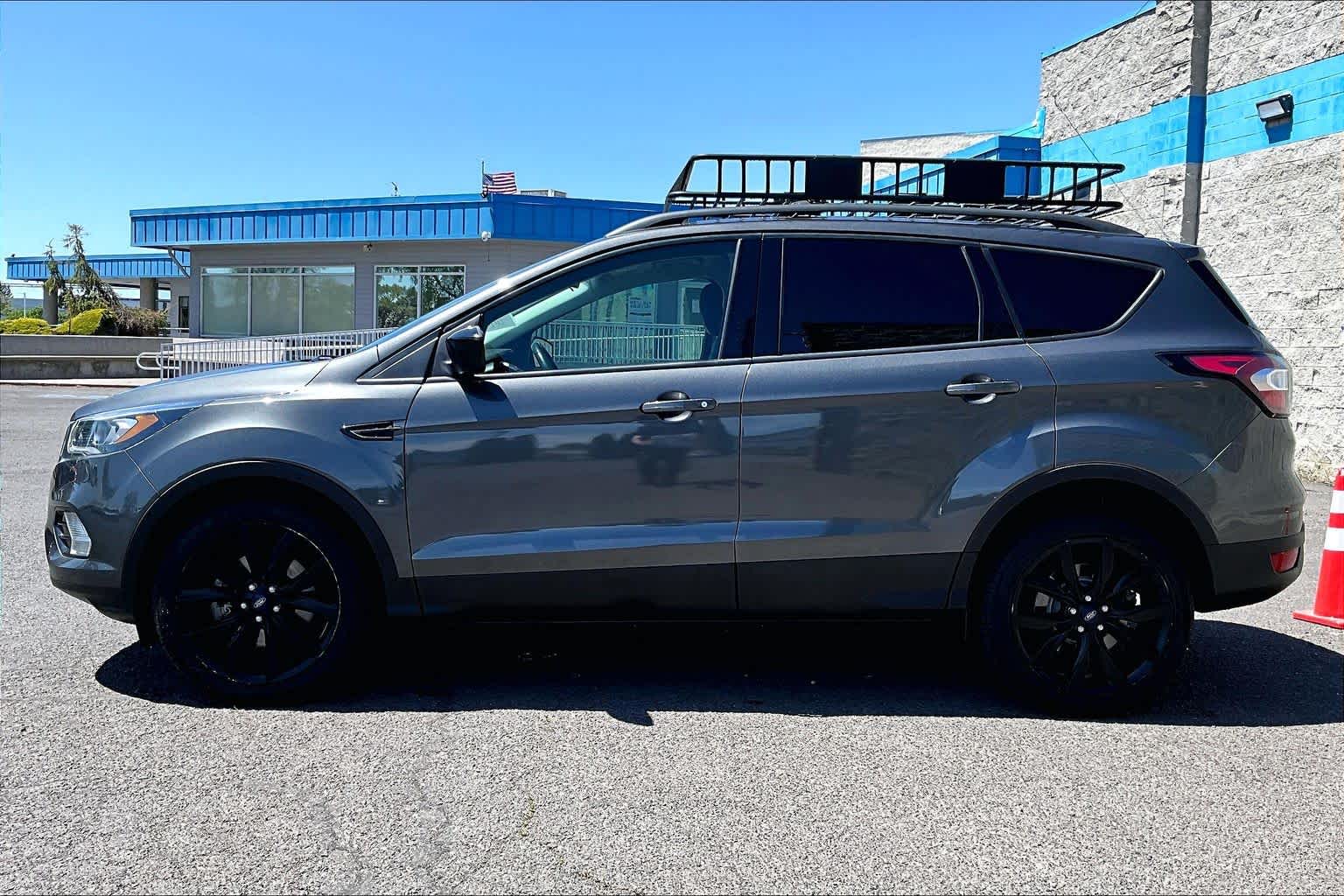 Thumbnail: 2018 Ford Escape - 3