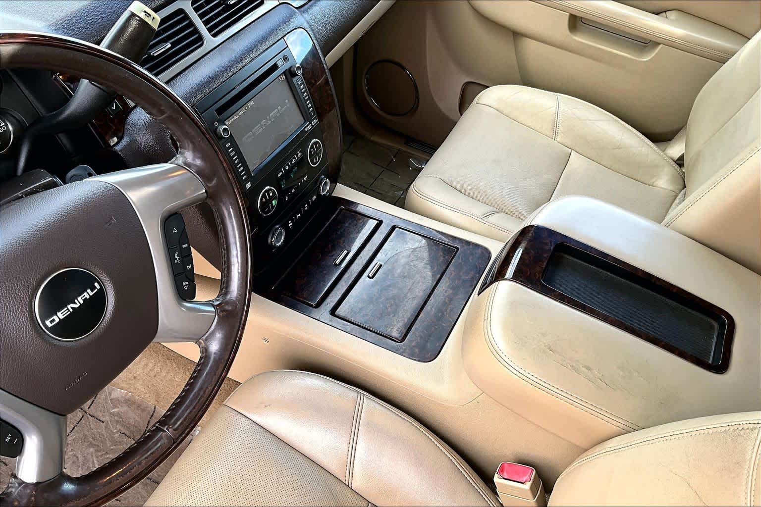 Thumbnail: 2014 GMC Sierra 2500 - 16