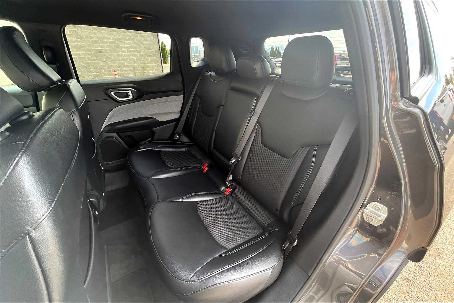 Thumbnail: 2024 Jeep Compass - 29