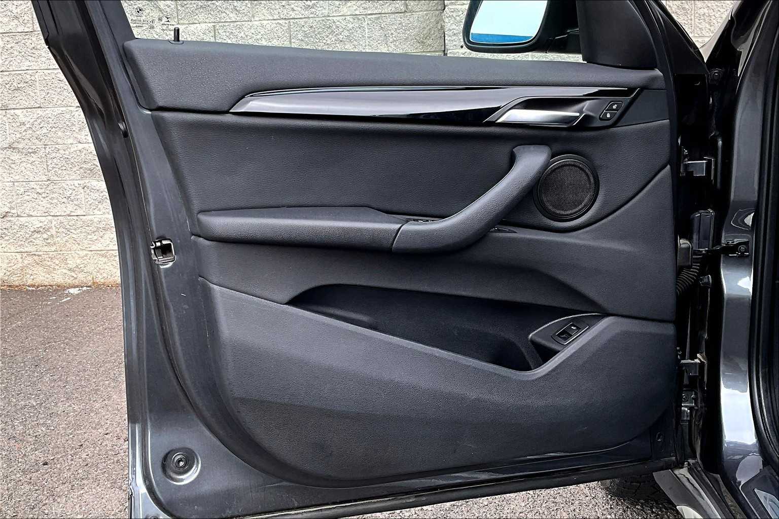 Thumbnail: 2019 BMW X1 - 27