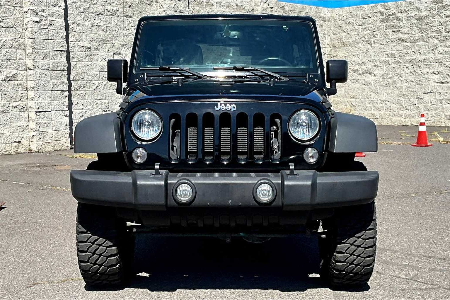 Thumbnail: 2017 Jeep Wrangler - 6