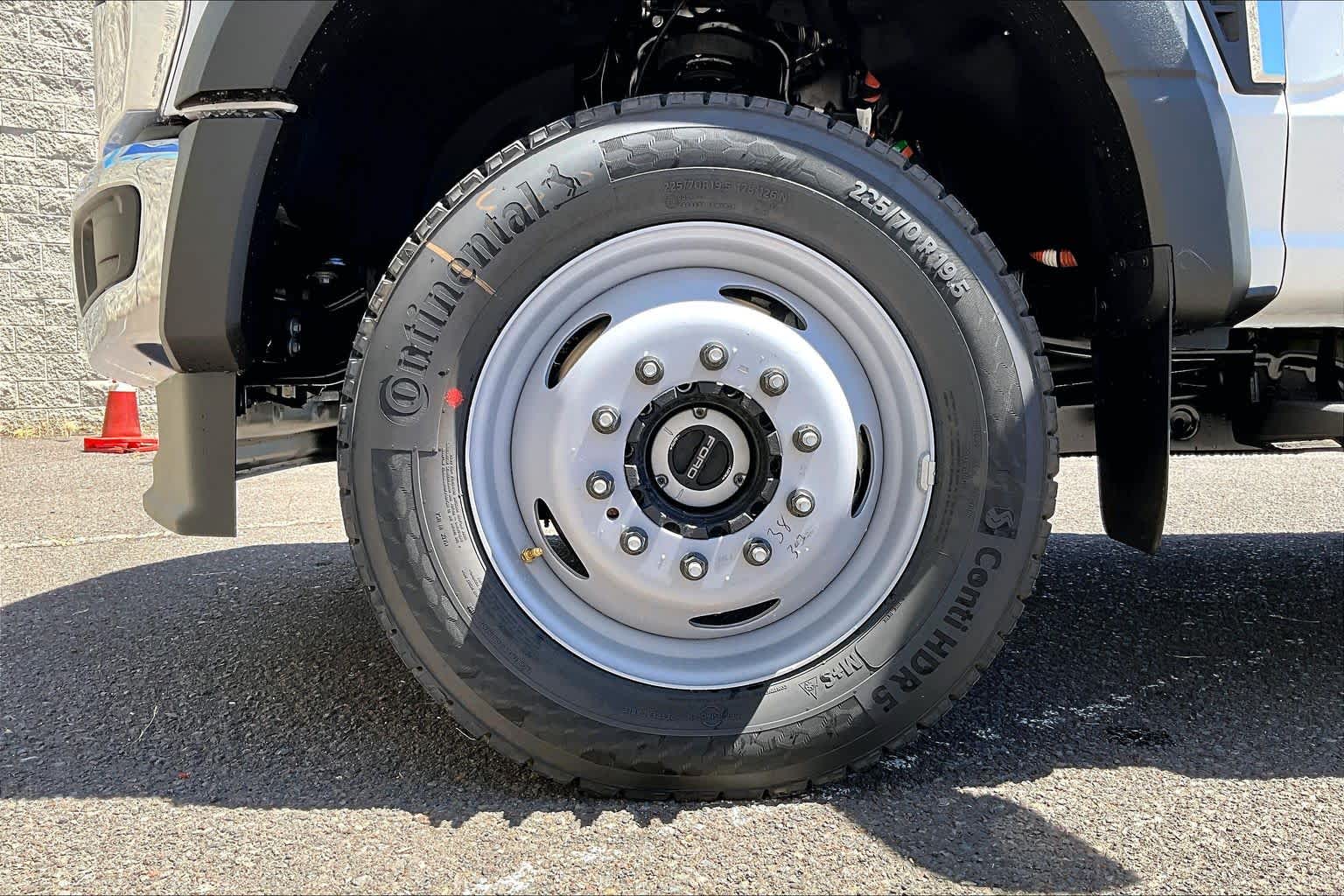 Thumbnail: 2026 Ford F-550 - 8