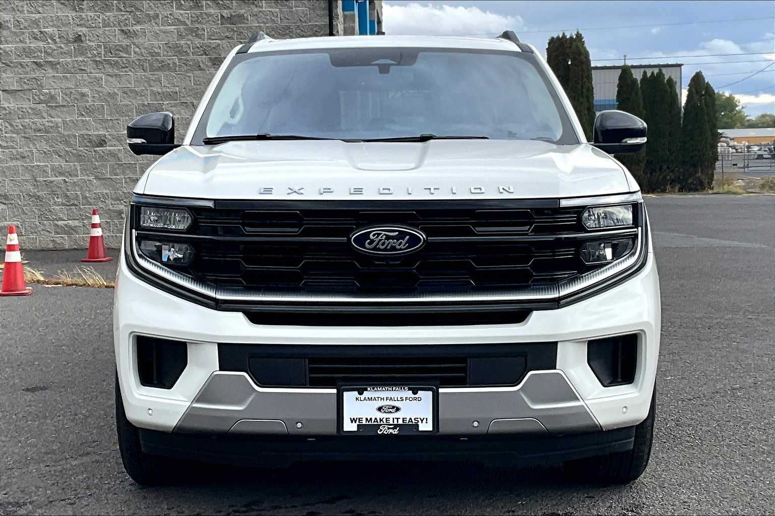 Thumbnail: 2025 Ford Expedition MAX - 6
