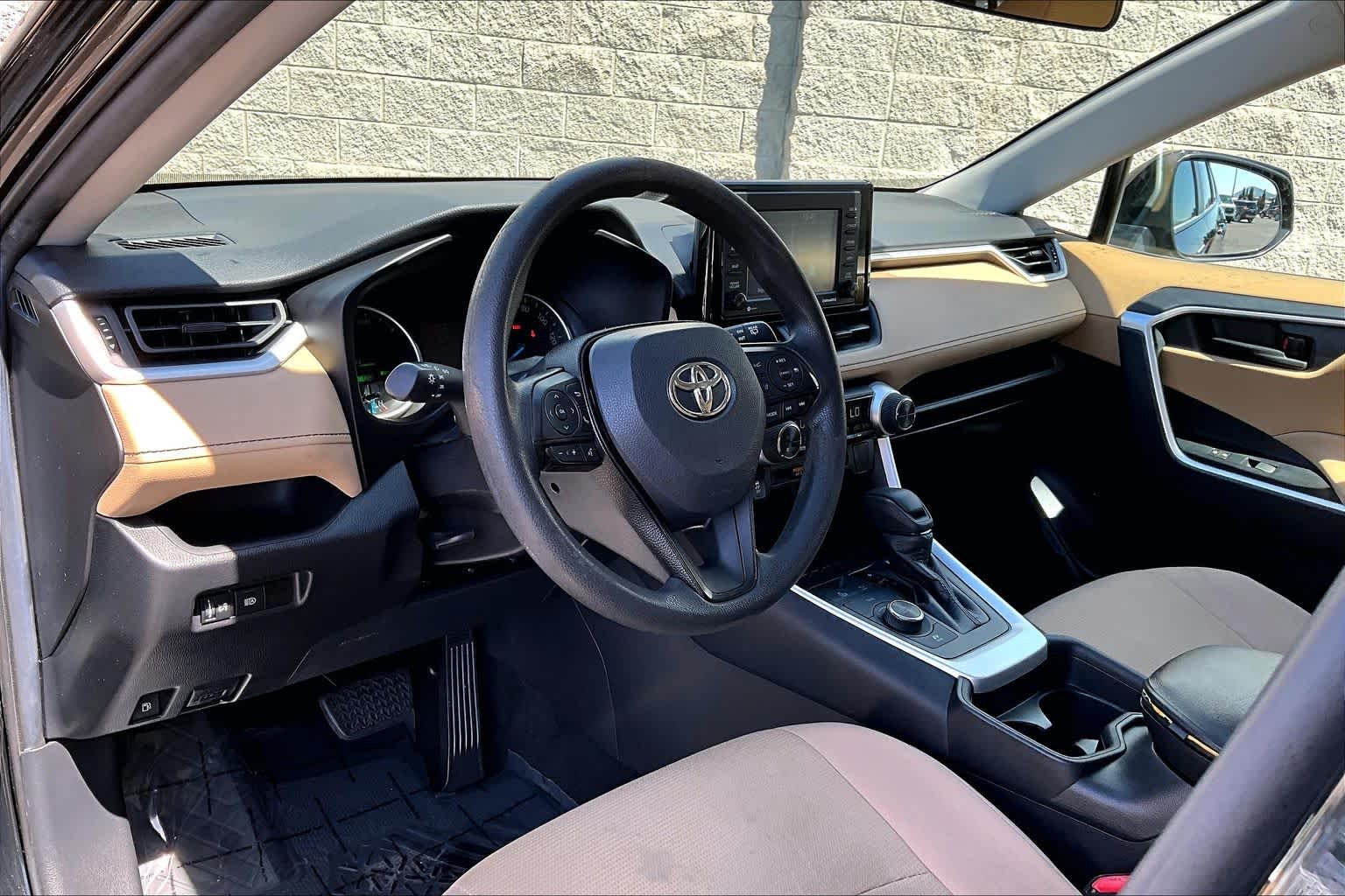 Thumbnail: 2021 Toyota RAV4 - 2