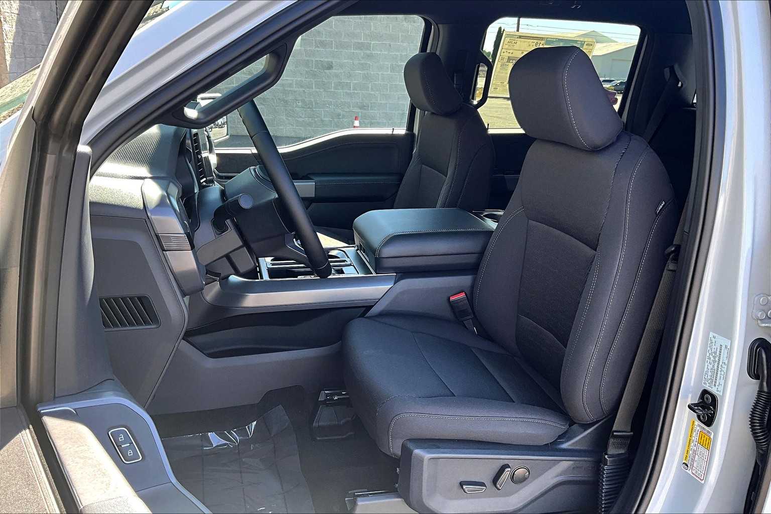 Thumbnail: 2025 Ford F-150 - 11