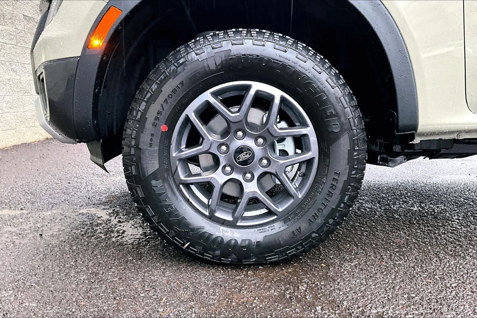 Thumbnail: 2025 Ford Ranger - 8