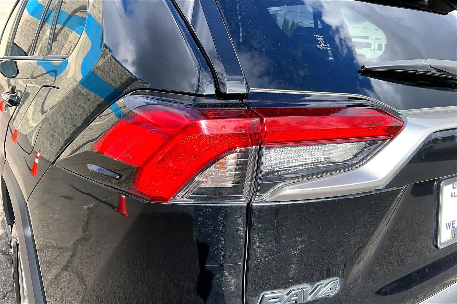 Thumbnail: 2019 Toyota RAV4 - 32