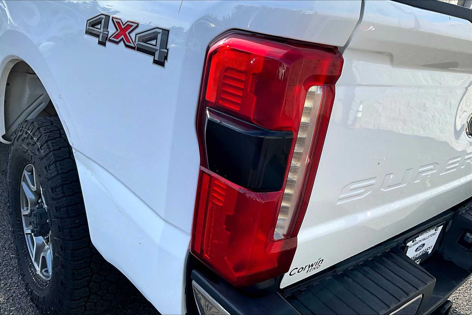 Thumbnail: 2023 Ford F-350 - 32