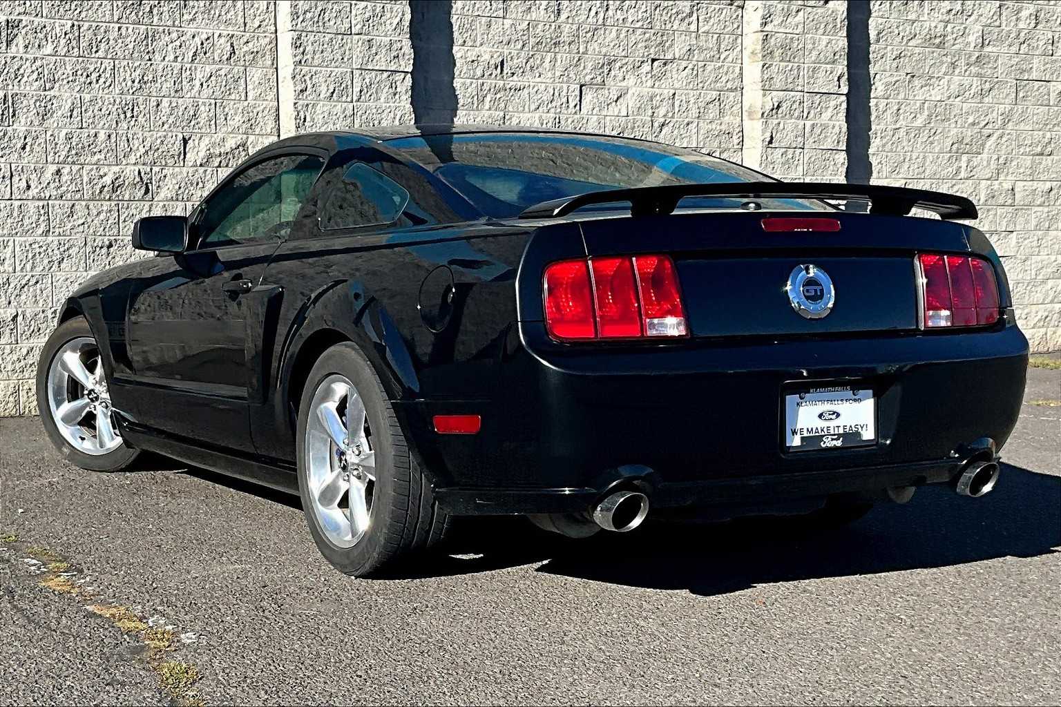Thumbnail: 2008 Ford Mustang - 4