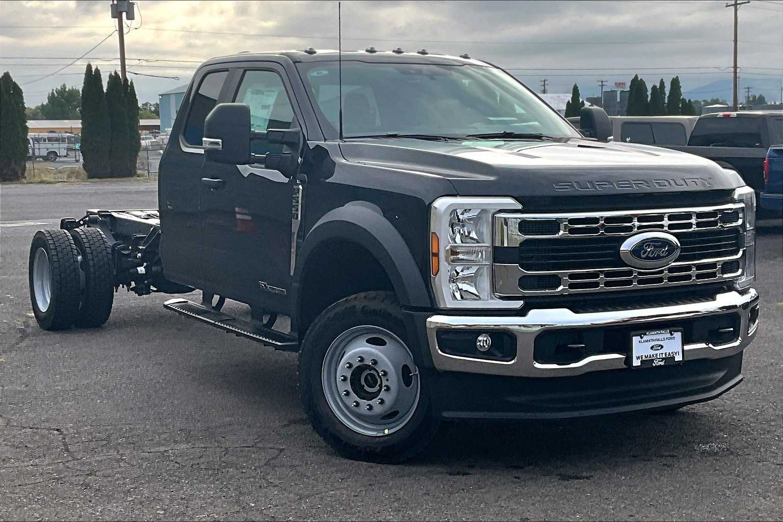 Thumbnail: 2026 Ford F-550 - 20