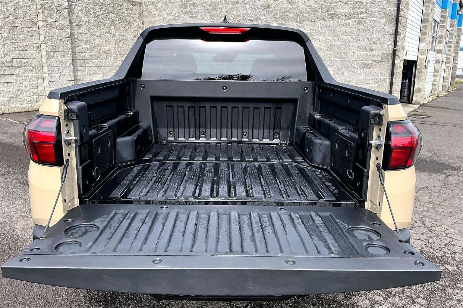 Thumbnail: 2023 Hyundai Santa Cruz - 18