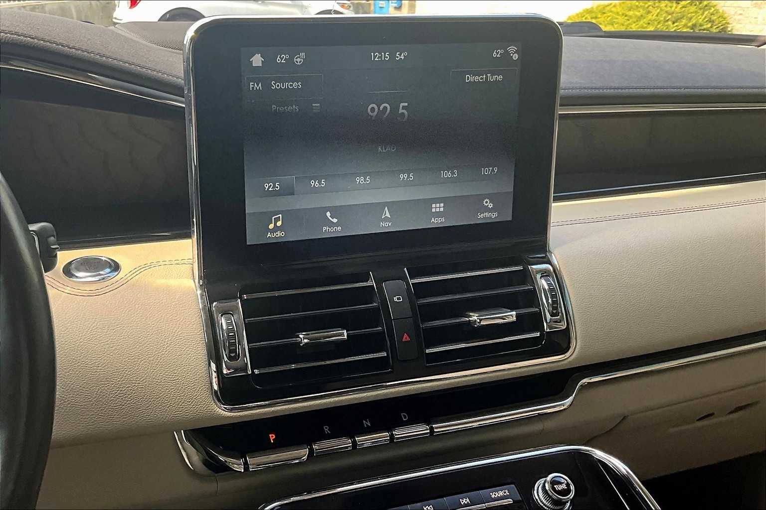 Thumbnail: 2019 Lincoln Navigator - 14
