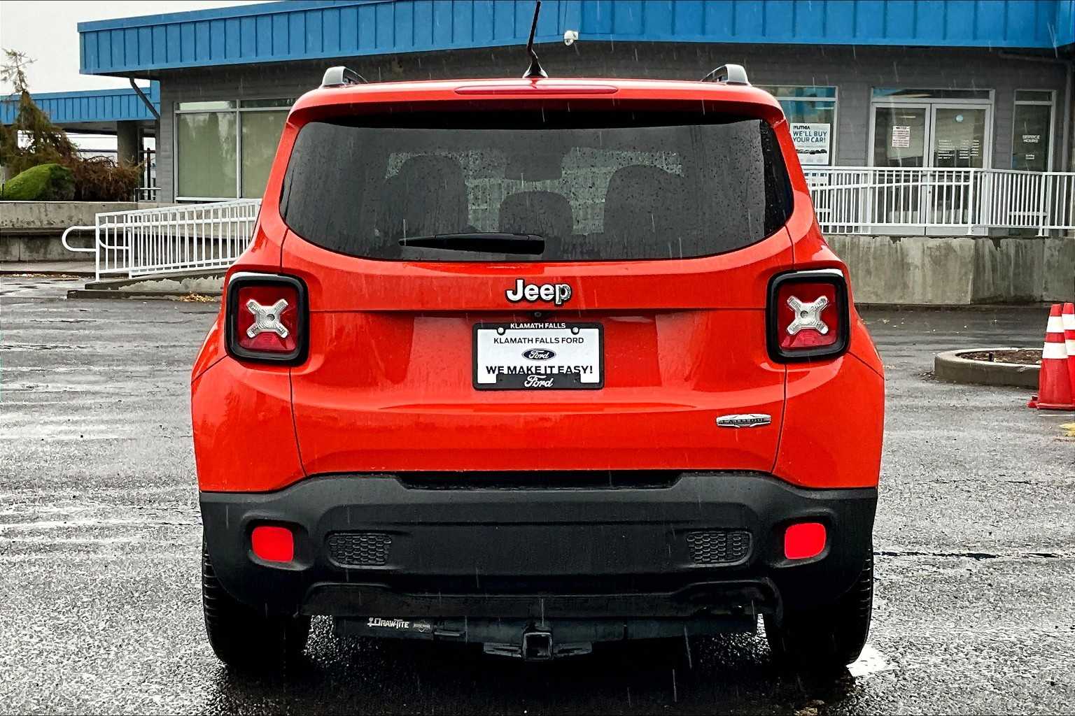 Thumbnail: 2017 Jeep Renegade - 5