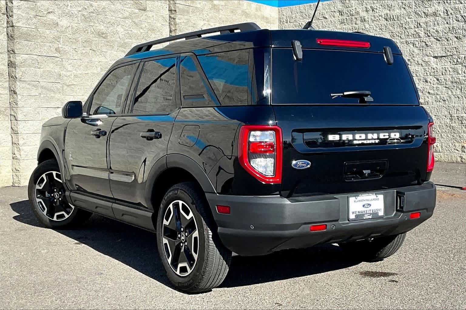 Thumbnail: 2023 Ford Bronco Sport - 4