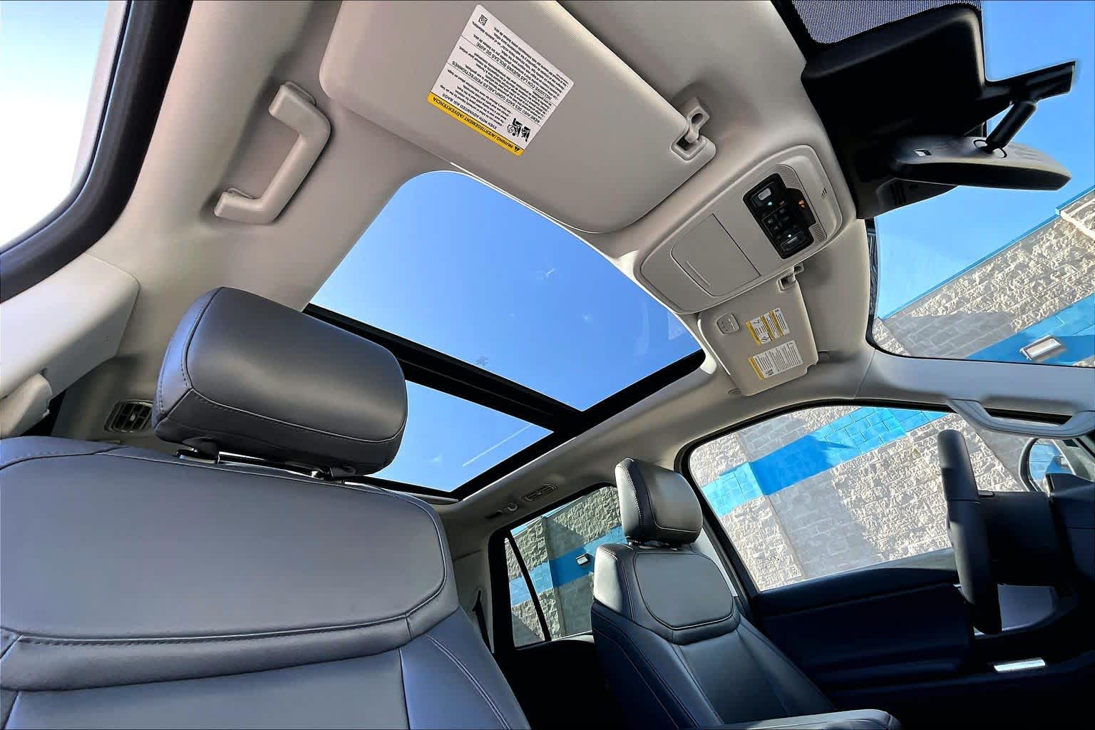 Thumbnail: 2025 Ford Expedition - 30