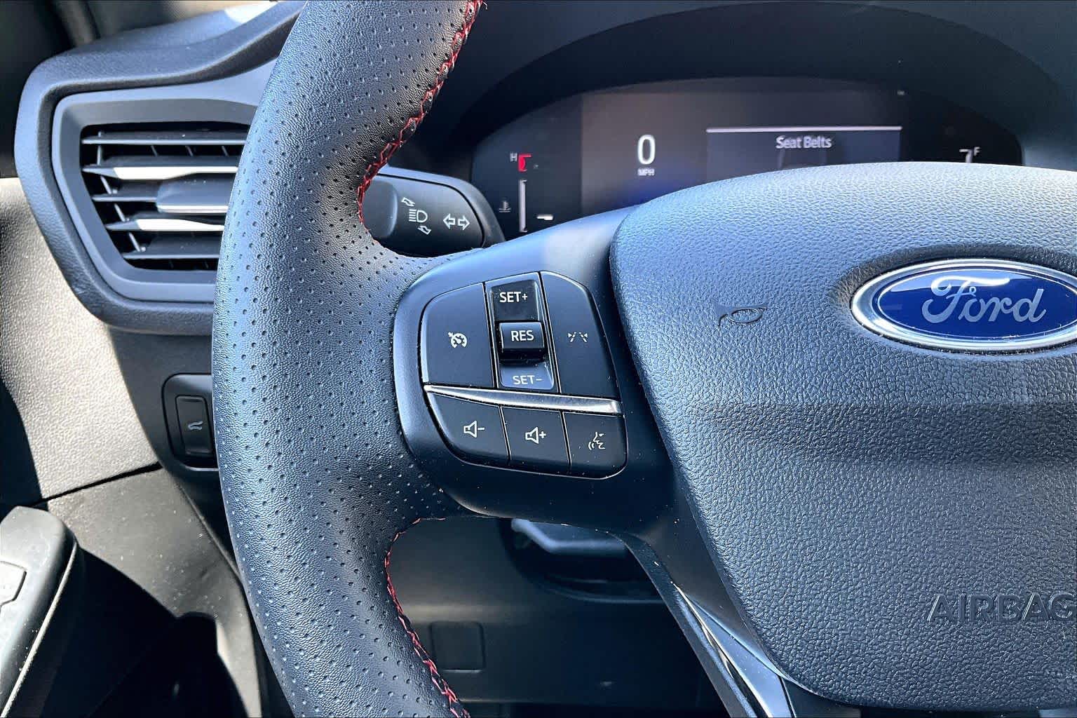 Thumbnail: 2025 Ford Escape - 24