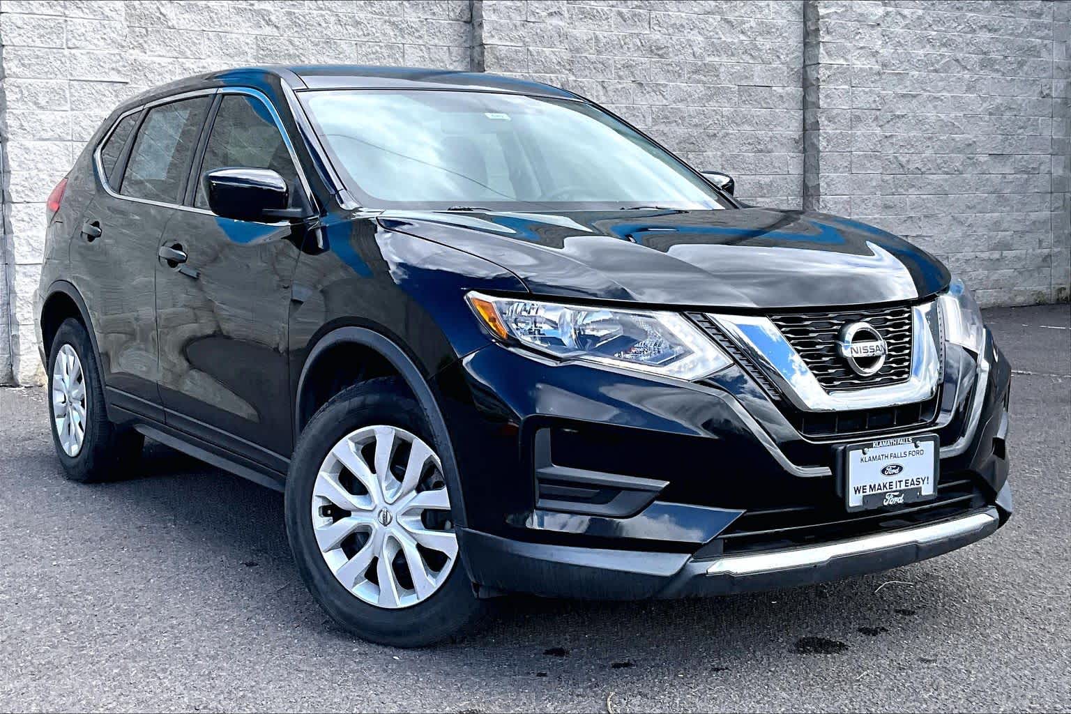 Thumbnail: 2017 Nissan Rogue - 21