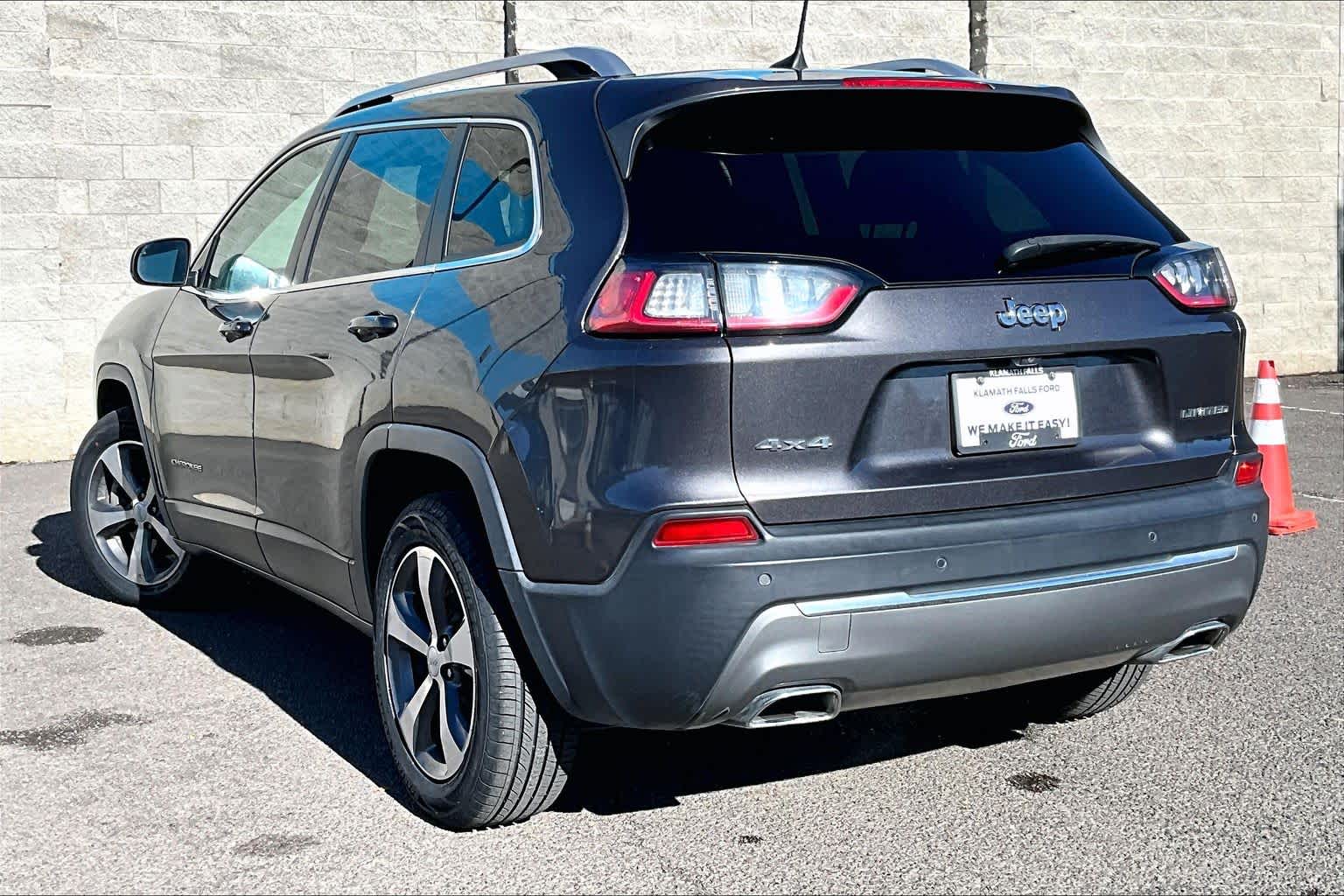 Thumbnail: 2019 Jeep Cherokee - 4