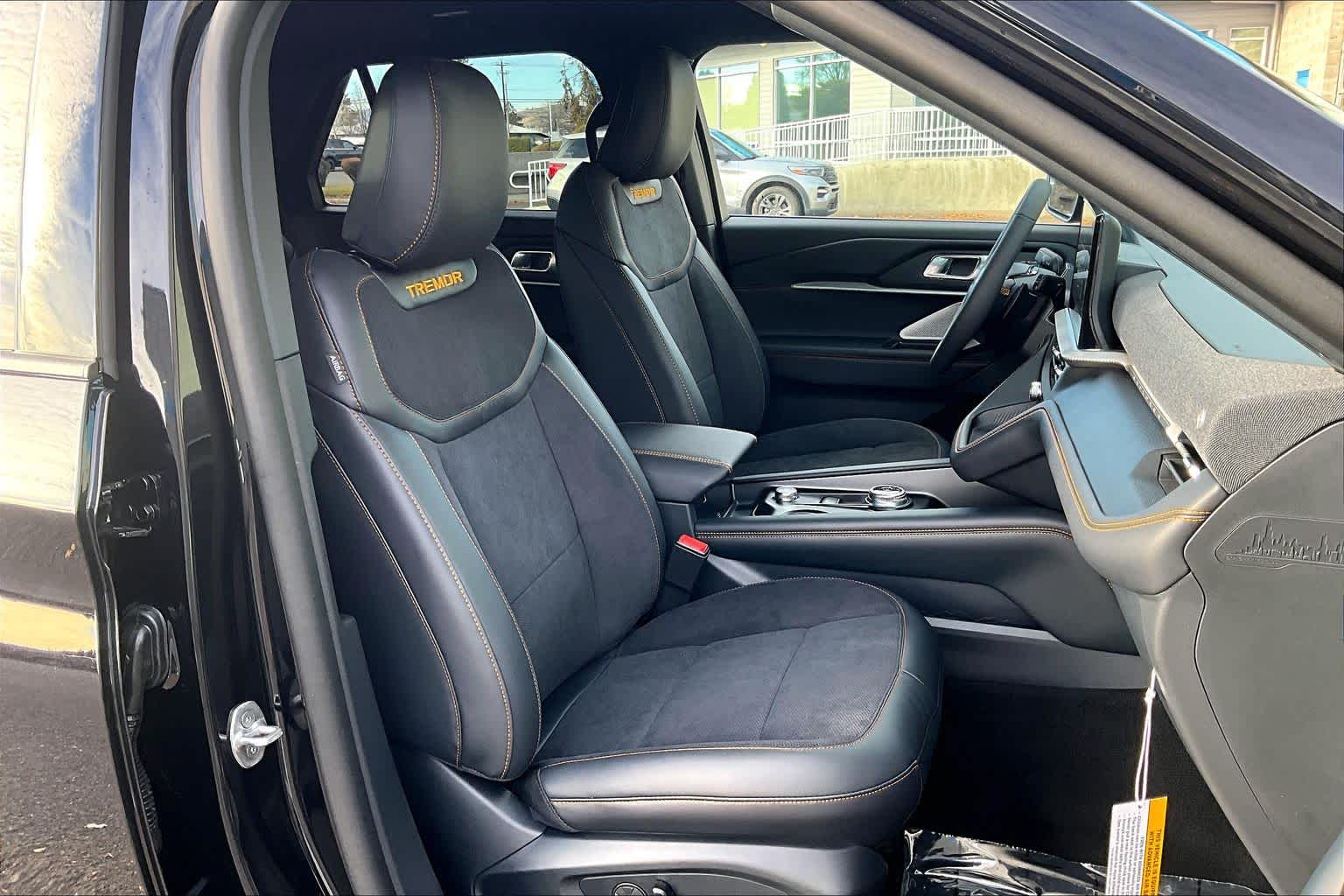 Thumbnail: 2026 Ford Explorer - 14