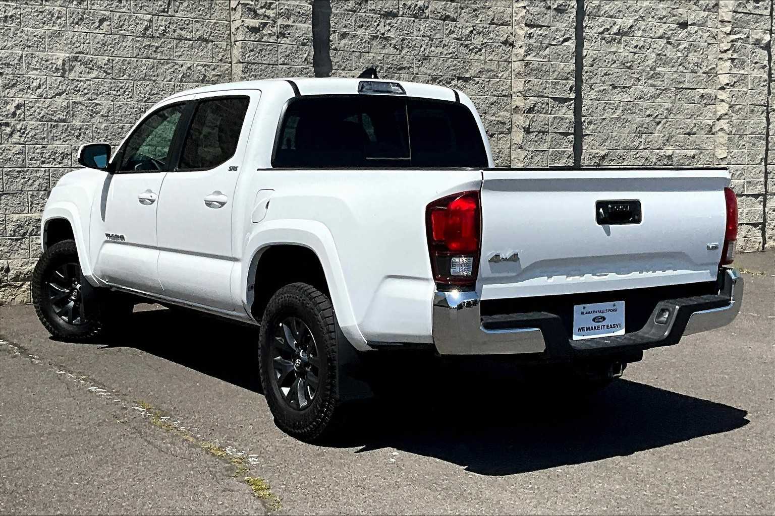 2022 Toyota Tacoma SR5 4