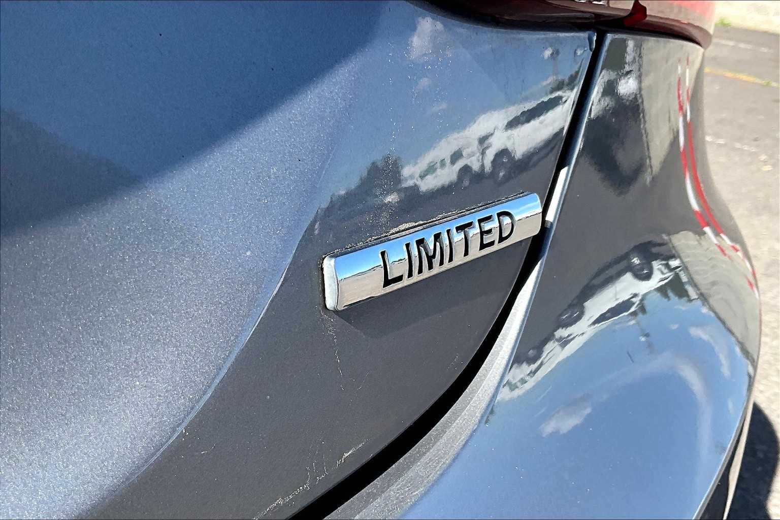 Thumbnail: 2011 Hyundai Sonata - 7