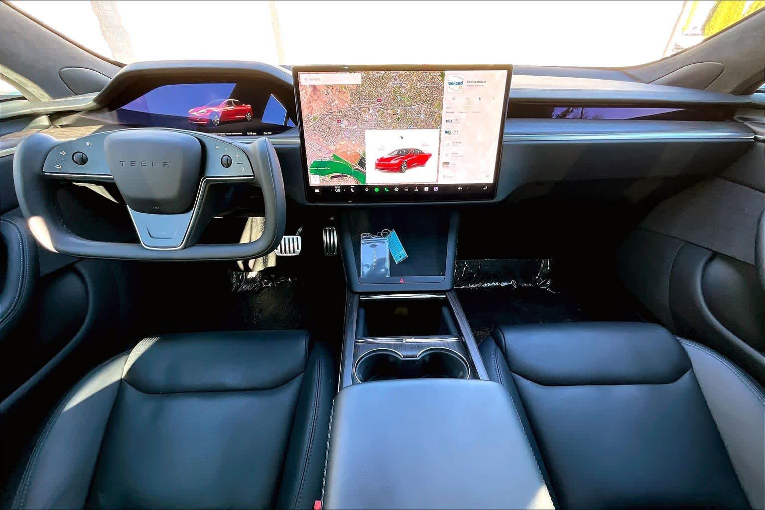 Thumbnail: 2022 Tesla Model S - 10