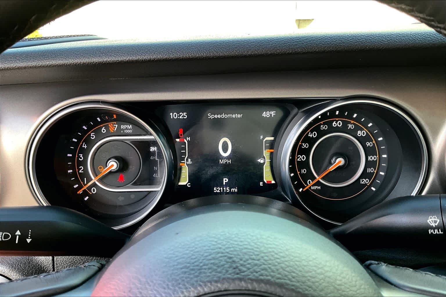 Thumbnail: 2020 Jeep Gladiator - 17