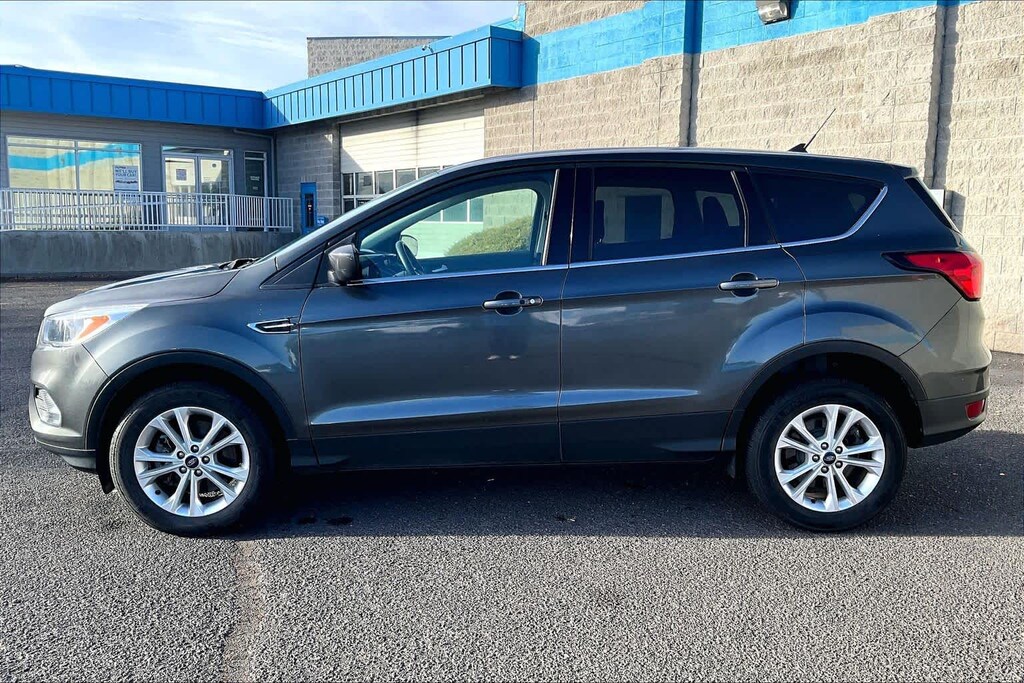 Used 2019 Ford Escape SE SUV