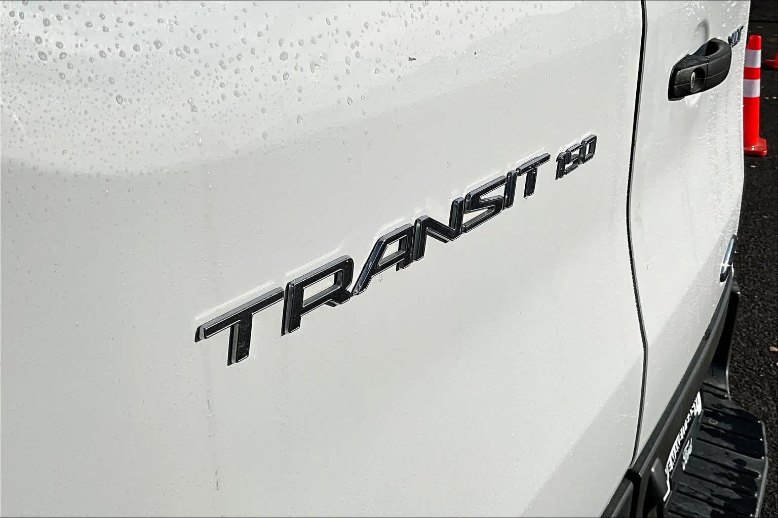 Thumbnail: 2018 Ford Transit Series - 7