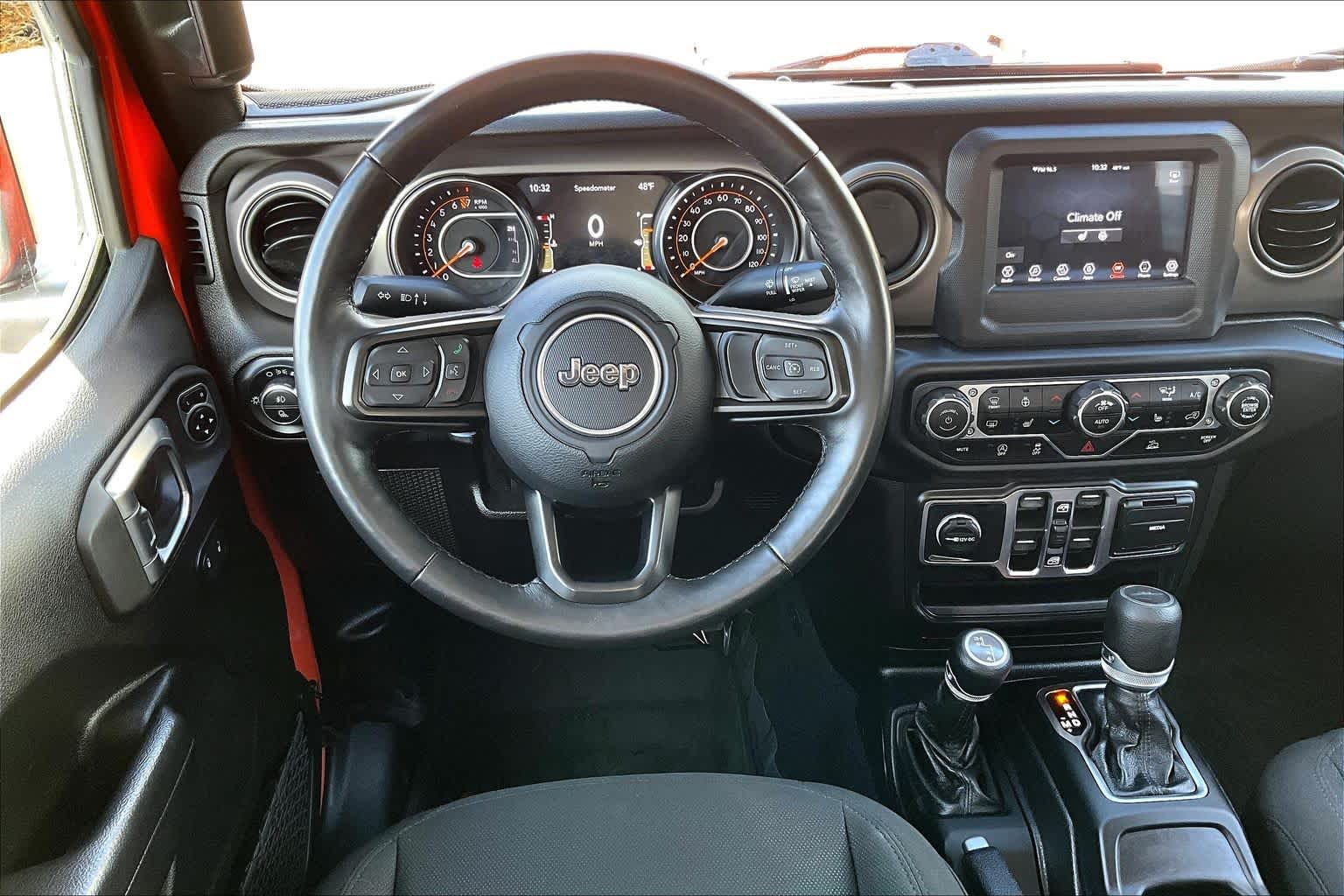 Thumbnail: 2020 Jeep Gladiator - 14