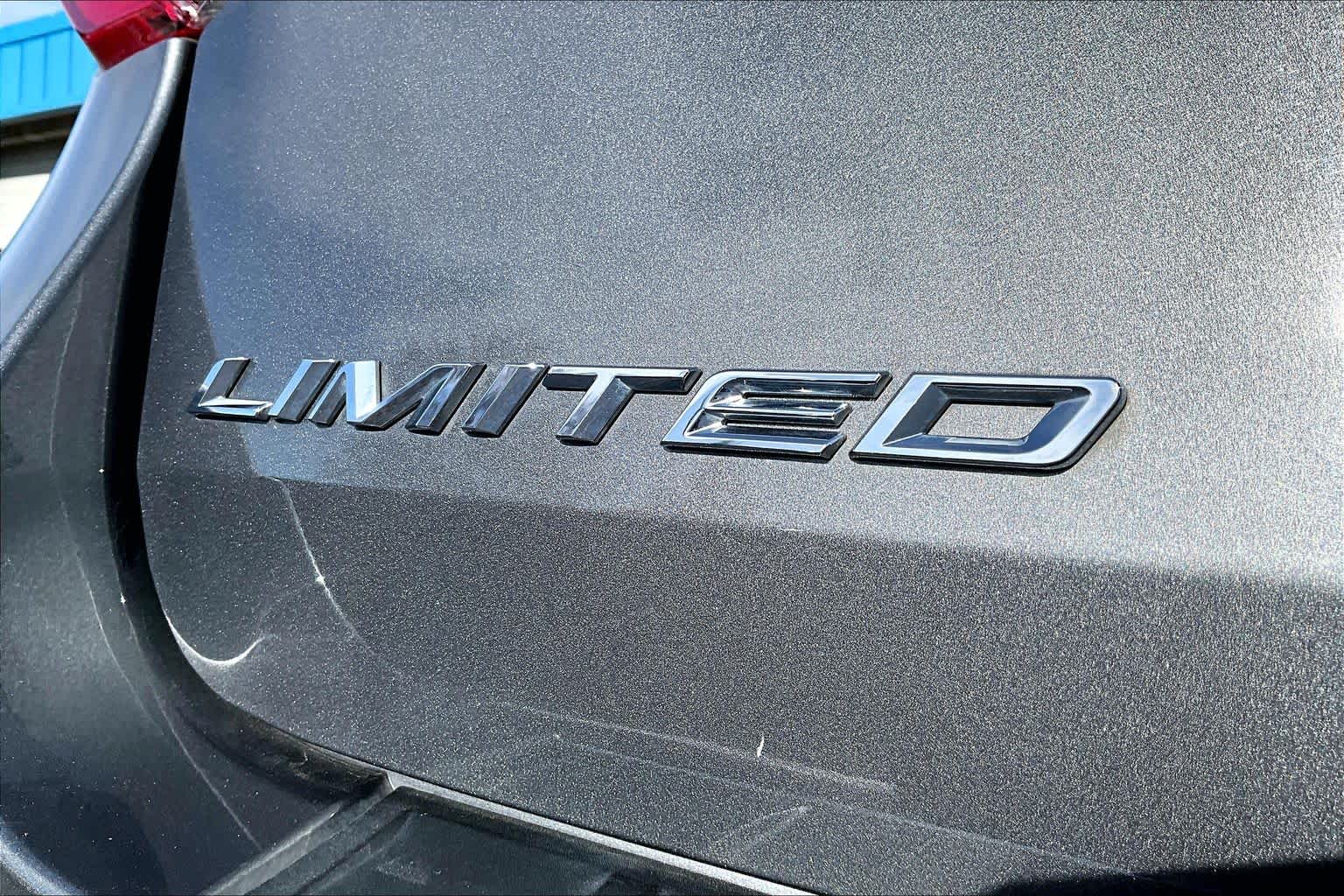 Thumbnail: 2021 Ford Explorer - 7