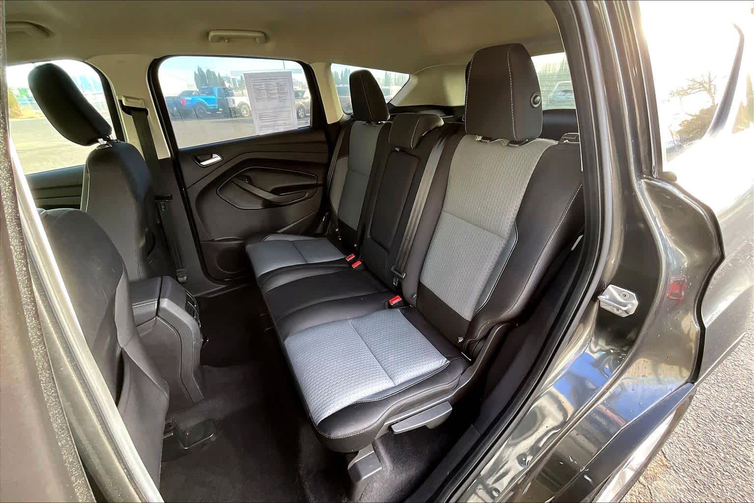 Thumbnail: 2019 Ford Escape - 29