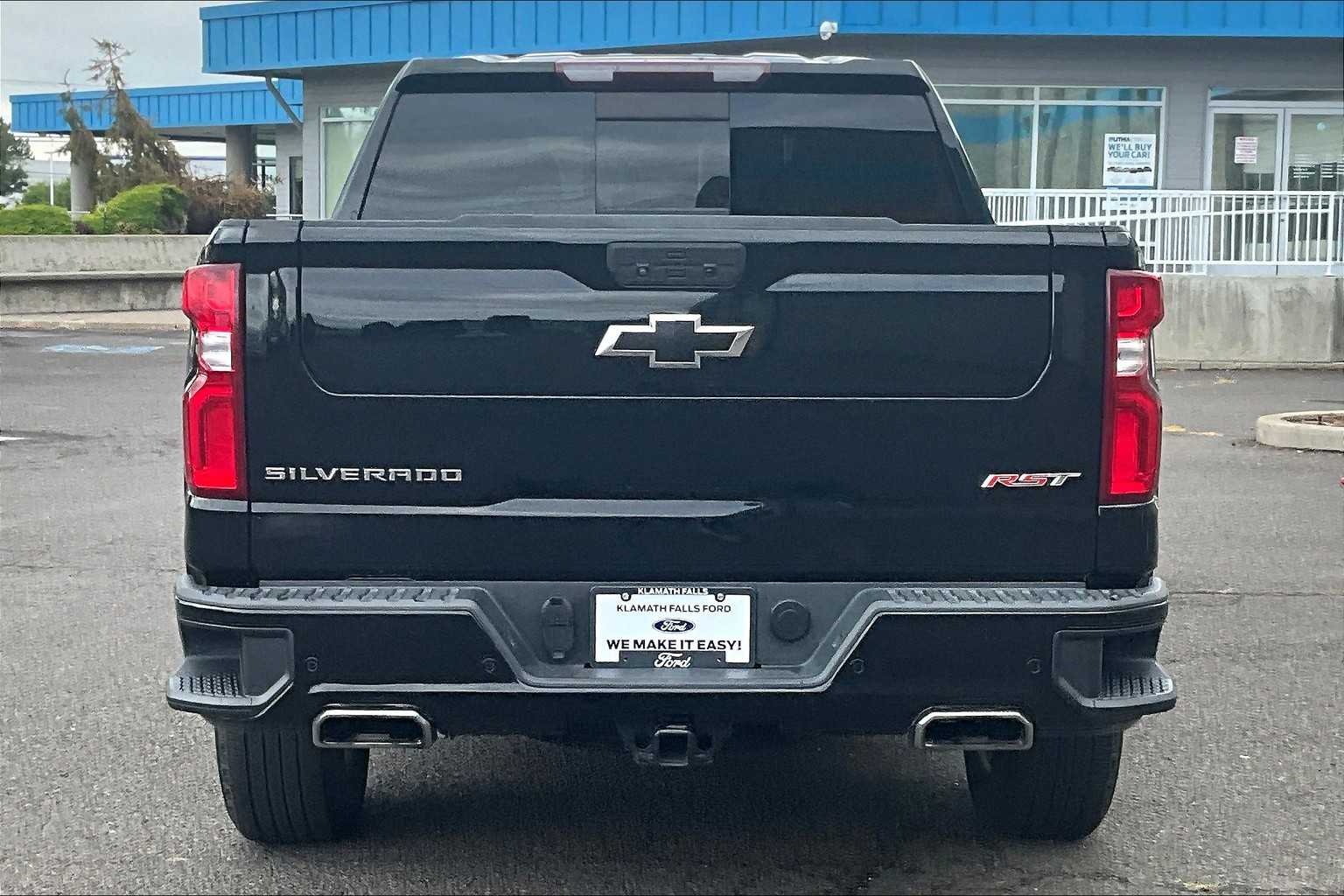 Thumbnail: 2021 Chevrolet Silverado 1500 - 5