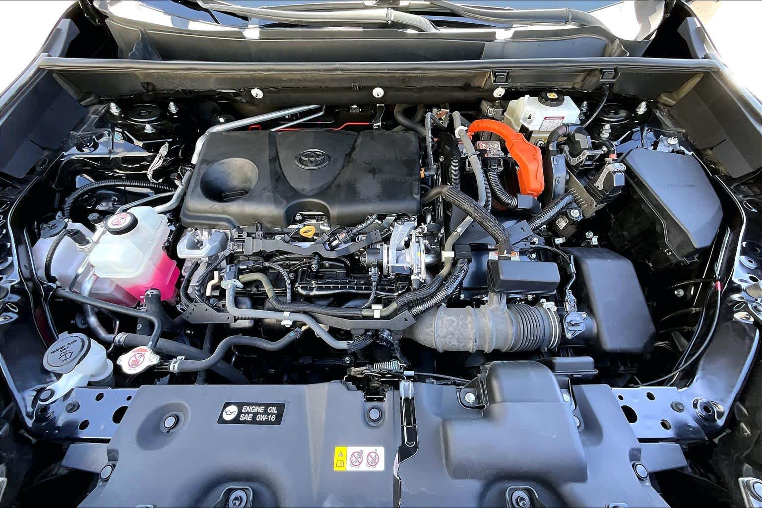 Thumbnail: 2021 Toyota RAV4 - 9